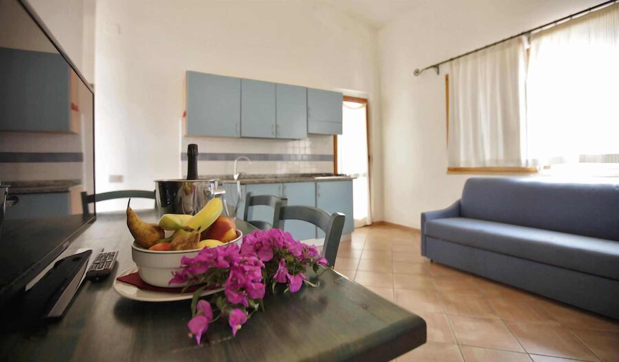 Club Esse Residence Capo D'Orso ปาเลา ภายนอก รูปภาพ