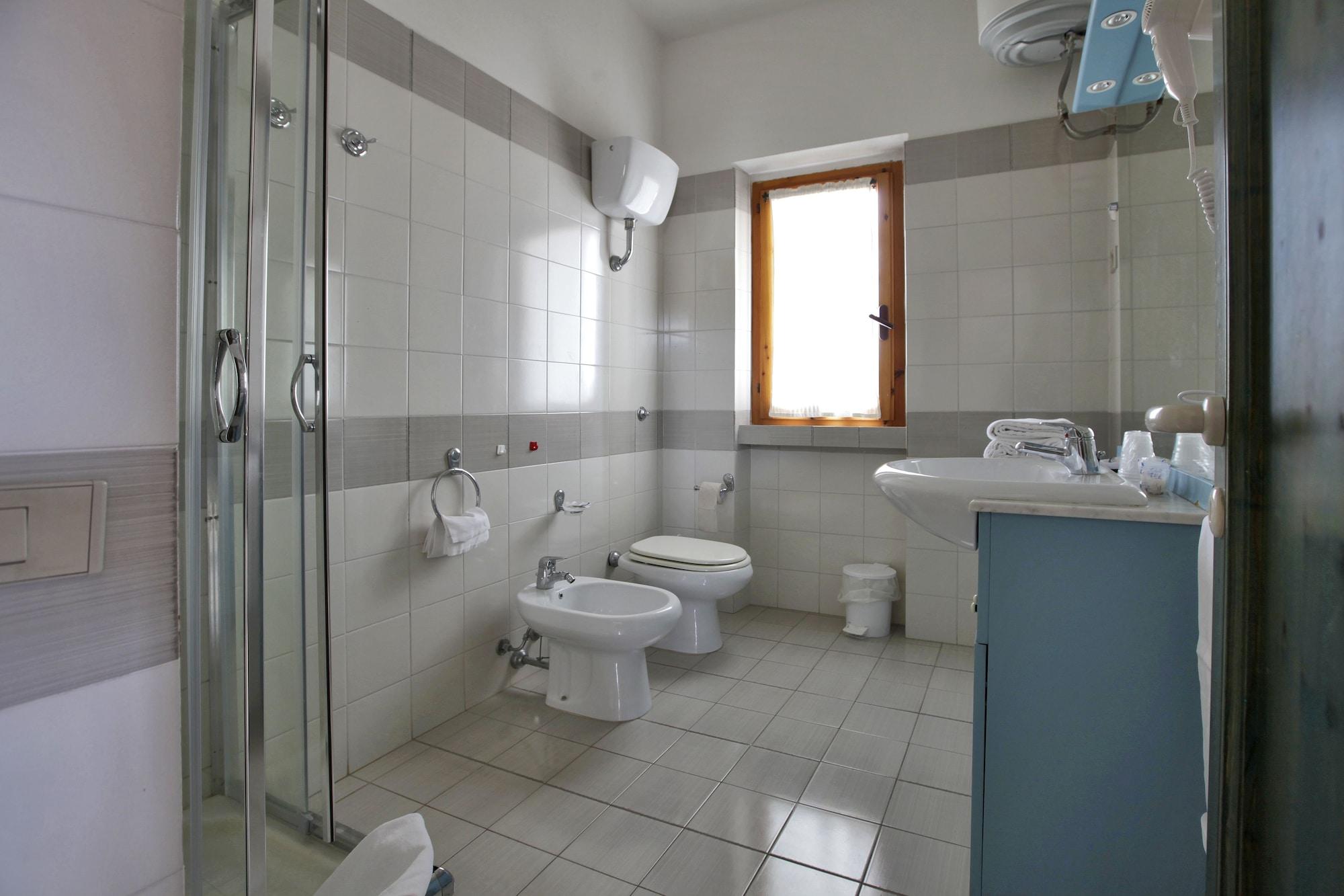Club Esse Residence Capo D'Orso ปาเลา ภายนอก รูปภาพ