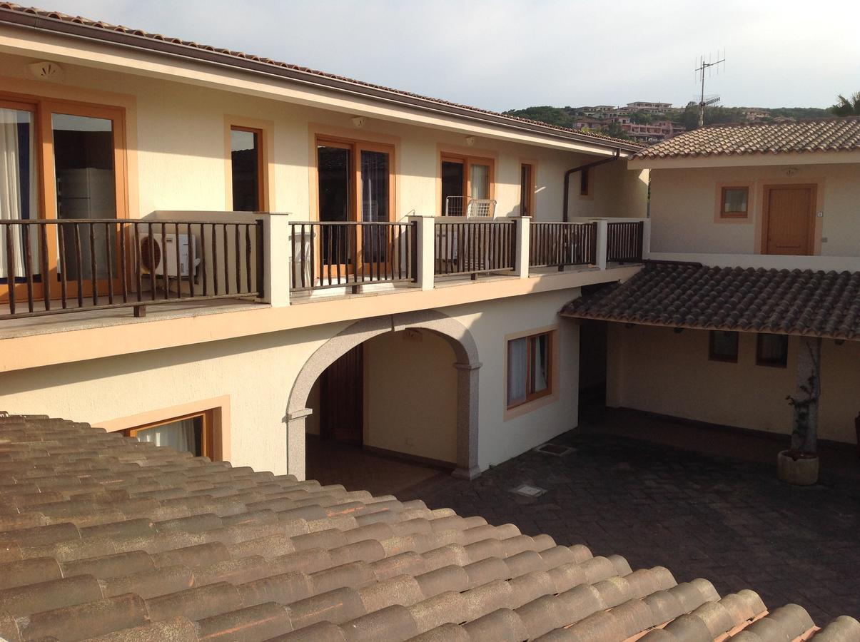 Club Esse Residence Capo D'Orso ปาเลา ภายนอก รูปภาพ